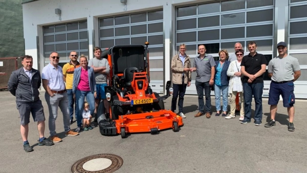 Kubota Frontmäher Überreichung