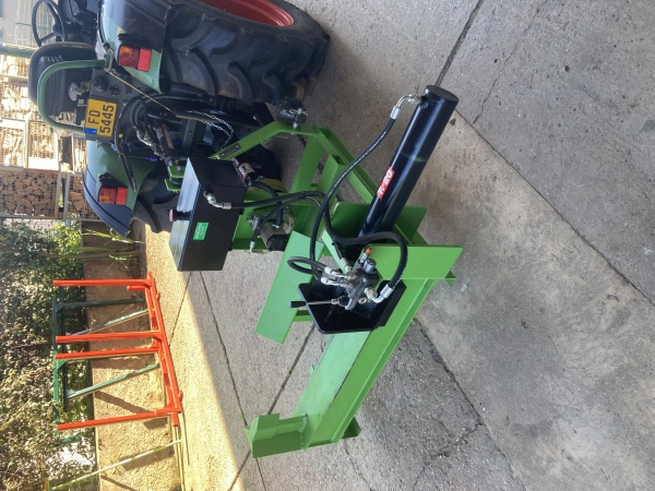Holzspalter 3 Punkt 2