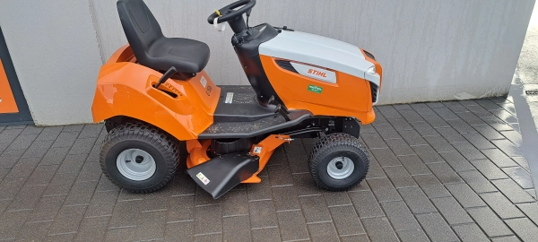 Rasentraktor RT4097 SX 001