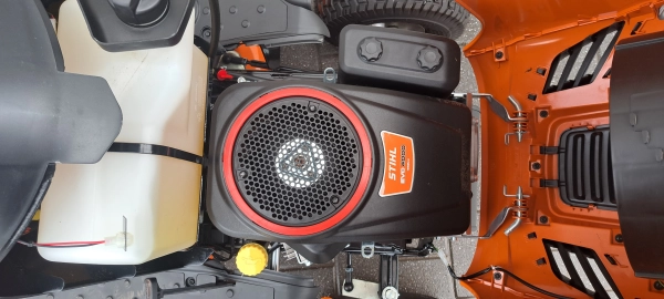 Rasentraktor RT4097 SX 004